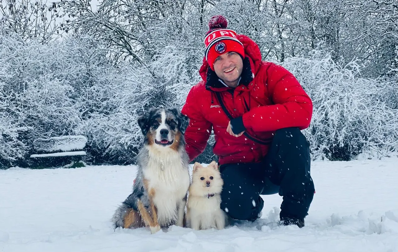 Dean Nicholas — Co-Founder, School of Canine Science
